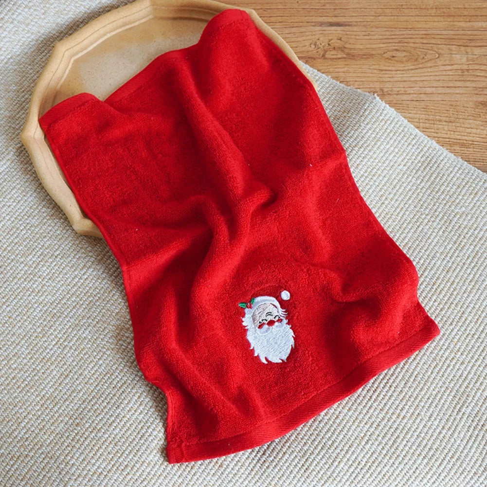 Bring the Festive Spirit to Your Home with Our Christmas Kitchen Towels!